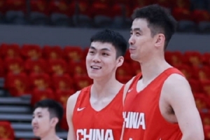 赵继伟vs中国男篮直播_高清免费观看_赵继伟vs中国男篮比赛回放集锦